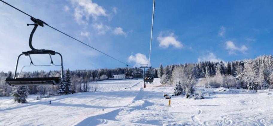 Alpengasthof Fernblick Mönichkirchen エクステリア 写真