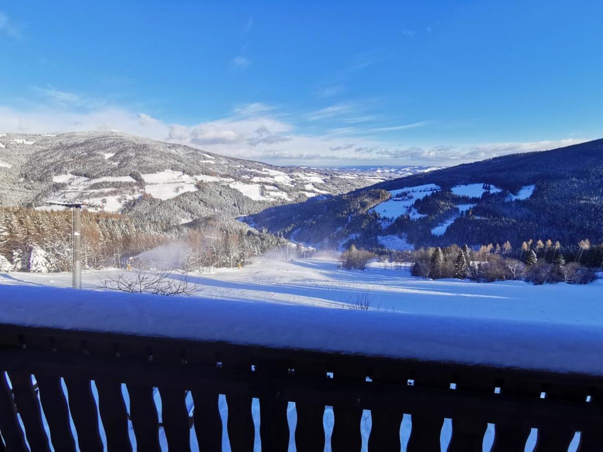 Alpengasthof Fernblick Mönichkirchen エクステリア 写真